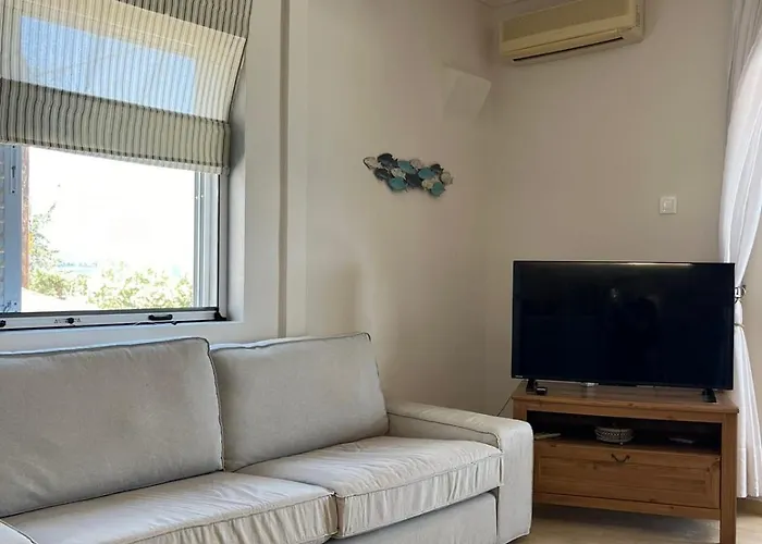 Cali-waves * Kalyves Polygyrou