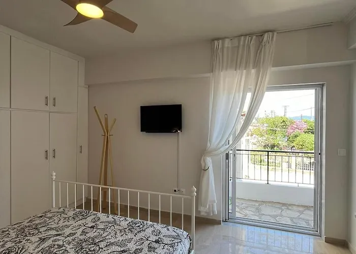 Cali-waves Kalyves Polygyrou