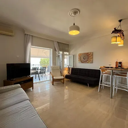 Cali-waves Apartment